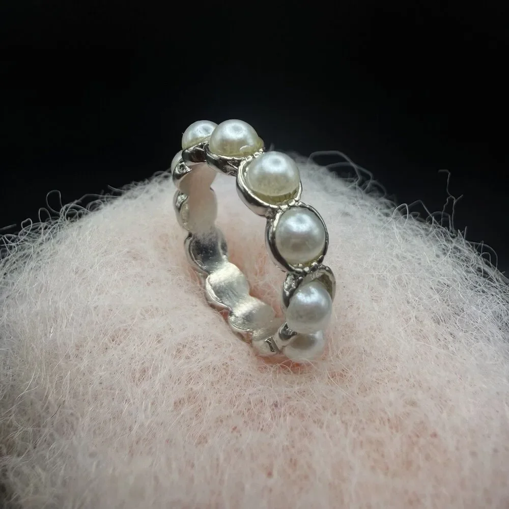 VTG Silver Tone Pearl Eternity Ring Band Scalloped Stackable Statement Size 5.75